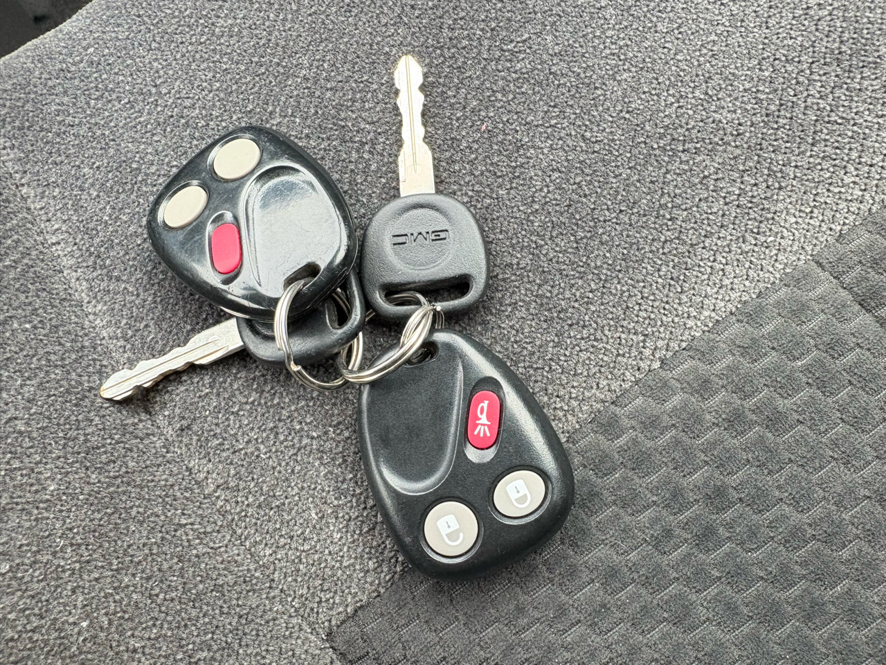 Used 2007 GMC Envoy SLE image 60