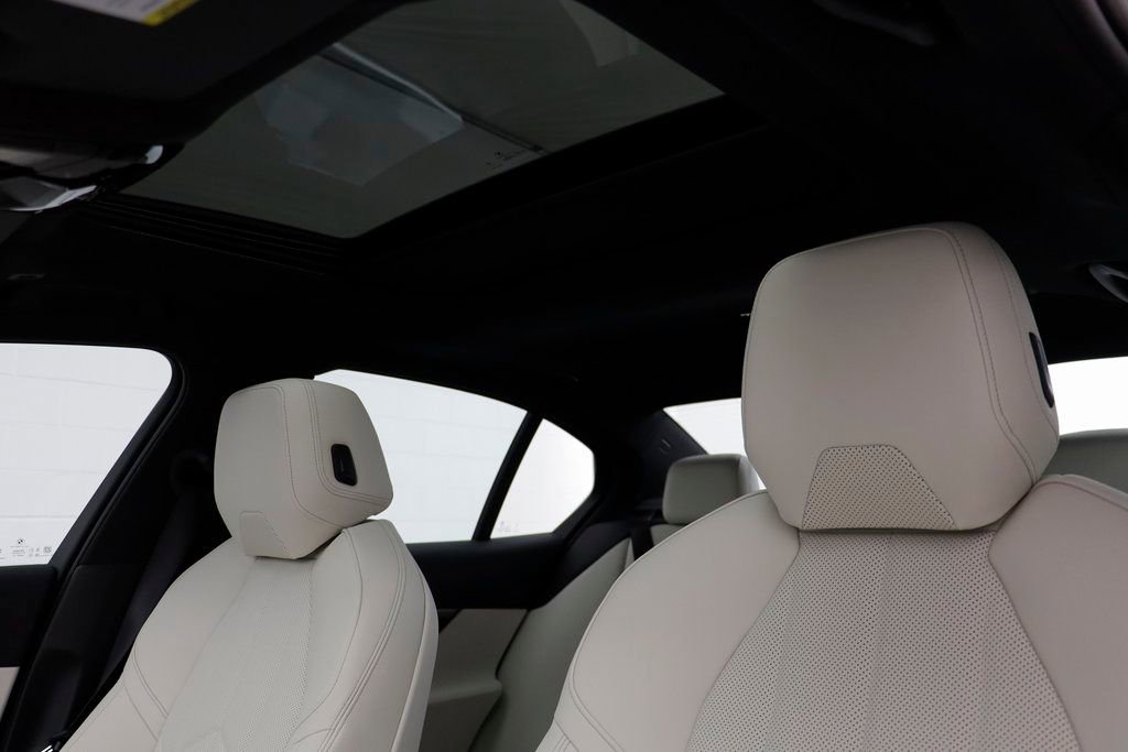 New 2026 BMW 530i xDrive w/ Premium Package image 13