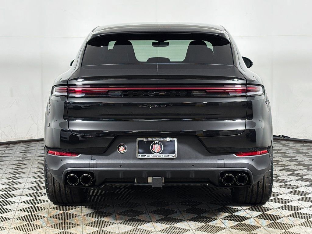 Certified 2026 Porsche Cayenne S AWD/4WD image 6