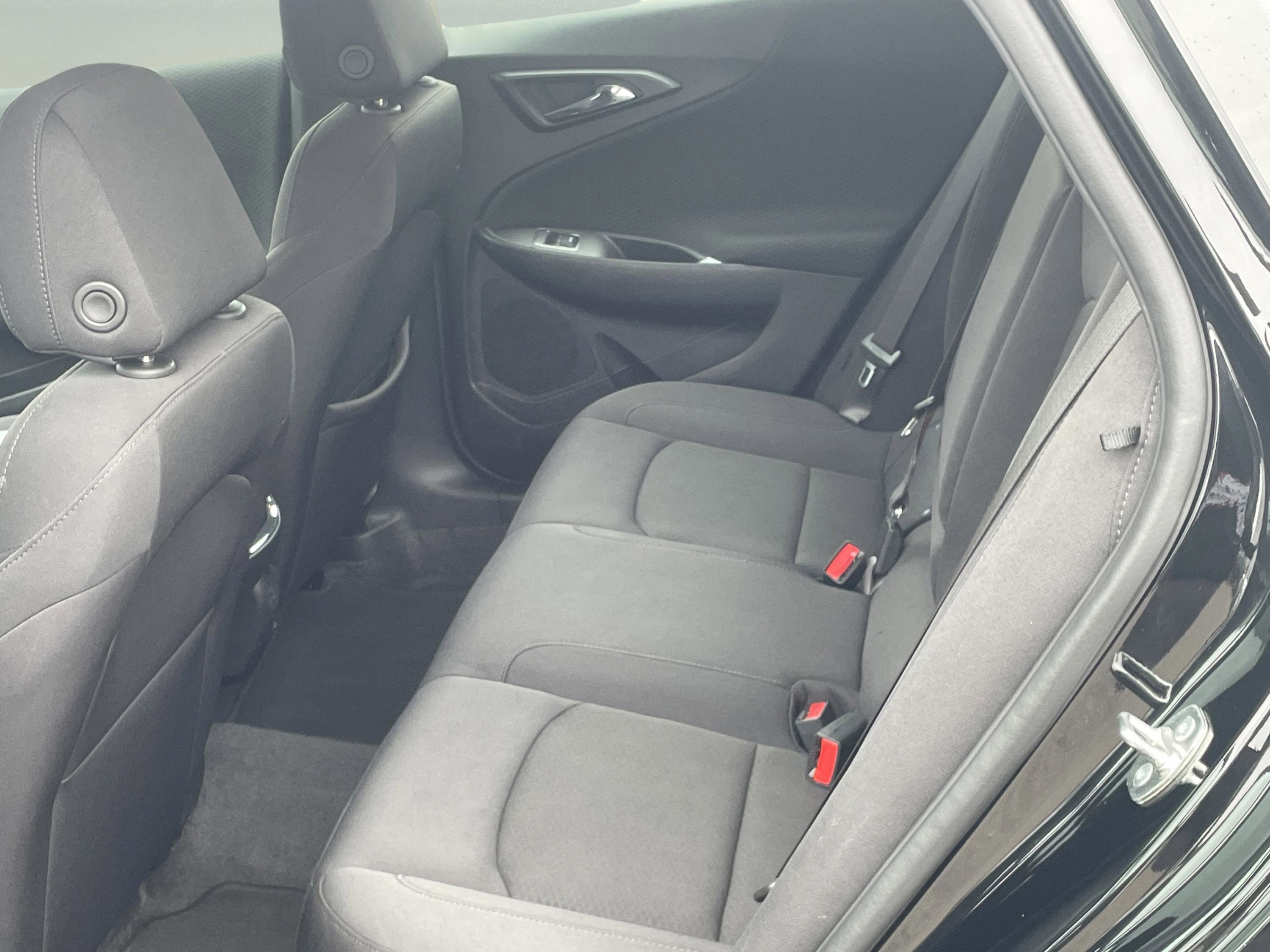 Used 2025 Chevrolet Malibu LT image 18