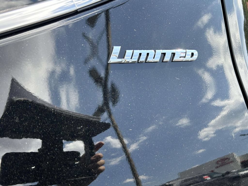 New 2026 Toyota Tundra Limited AWD/4WD image 9