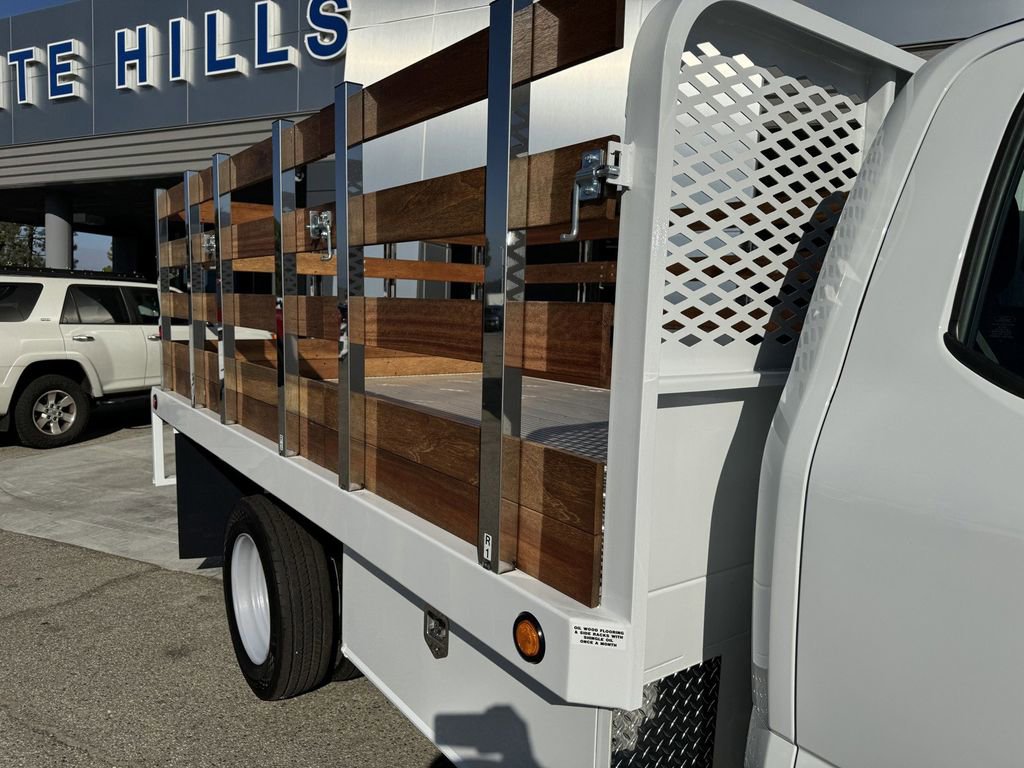 New 2024 Ford F550 4x4 SuperCab Super Duty image 9