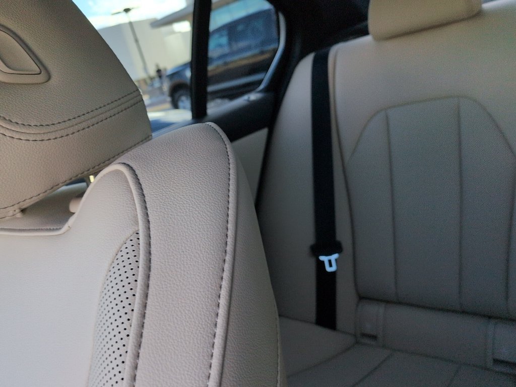 Used 2024 BMW M340i RWD image 7