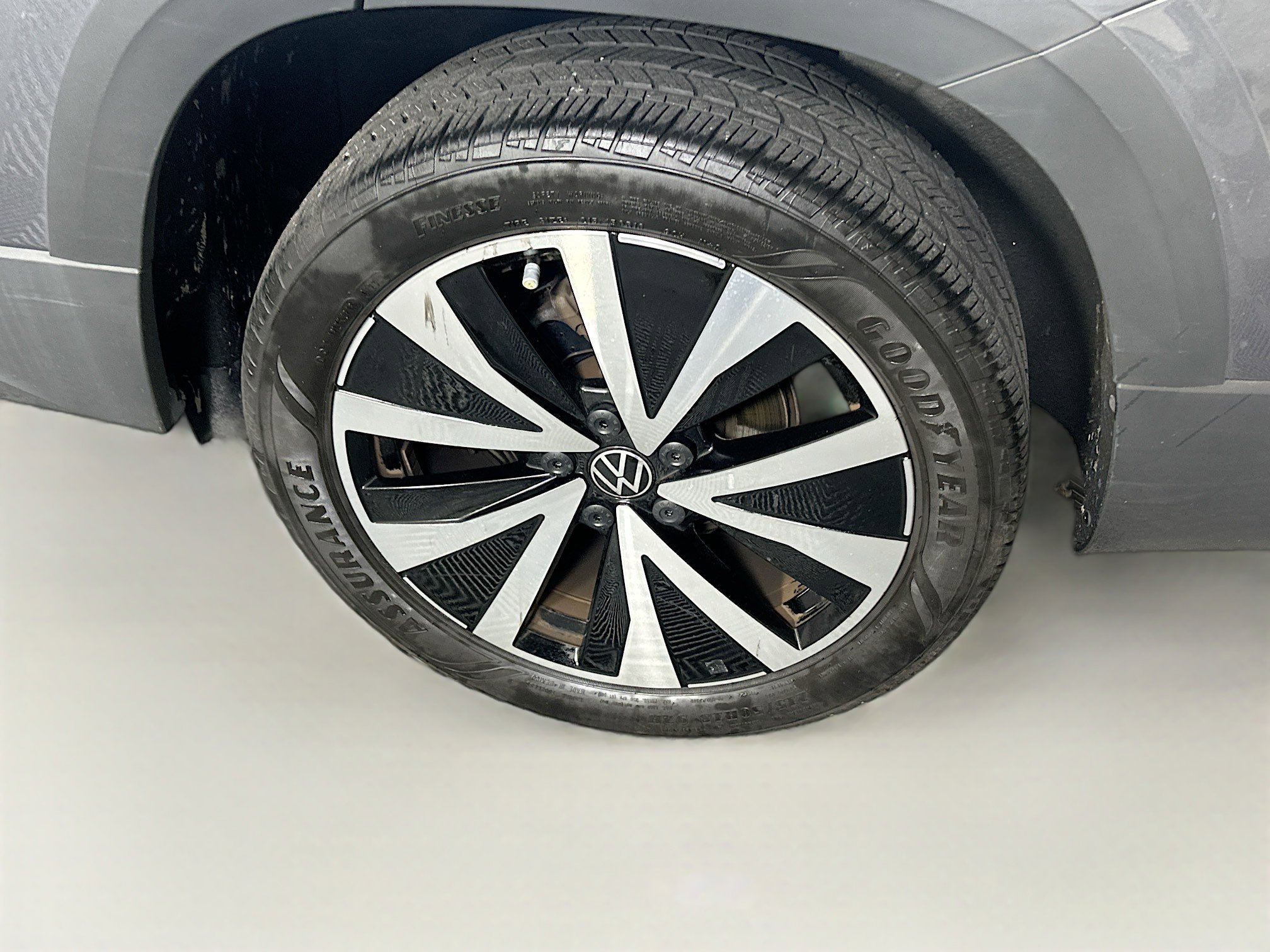 Used 2023 Volkswagen Taos SE image 11