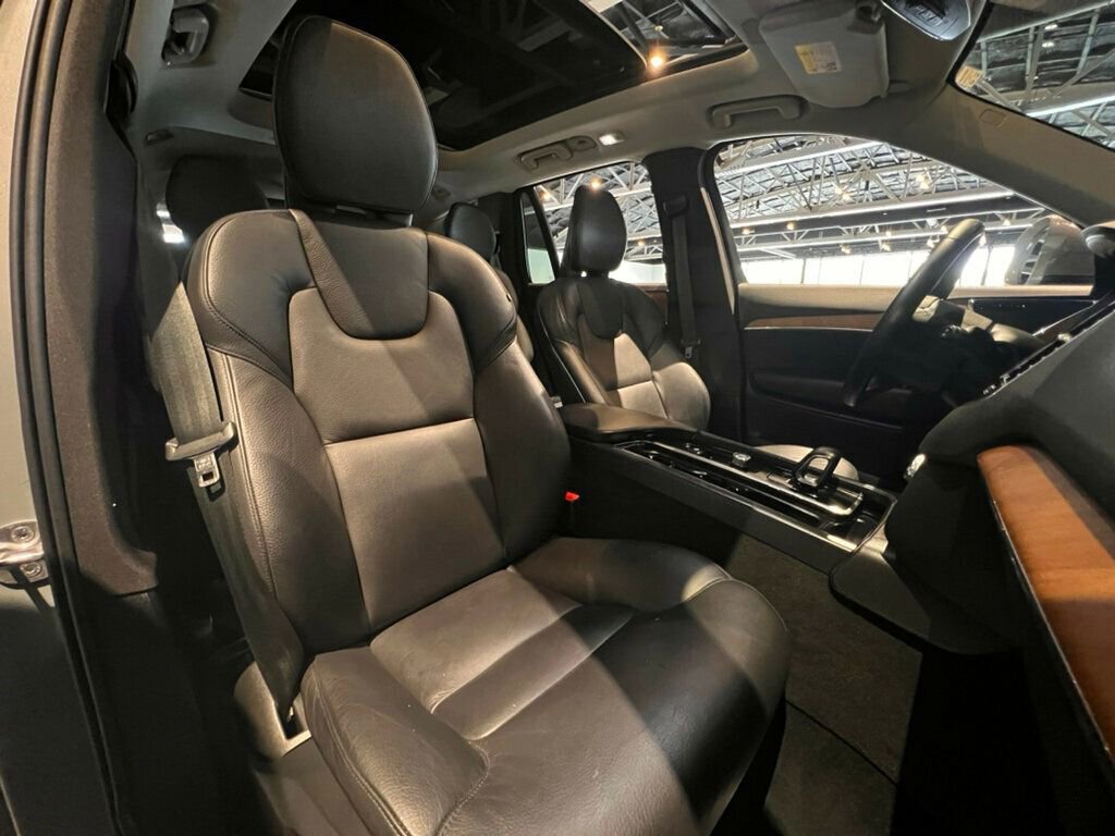 Used 2024 Volvo XC90 T8 Plus w/ Protection Package Premier image 24