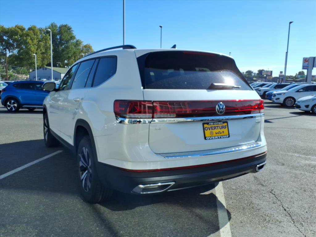 New 2026 Volkswagen Atlas SE image 2