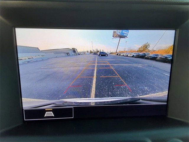 Used 2024 GMC Terrain SLT image 22