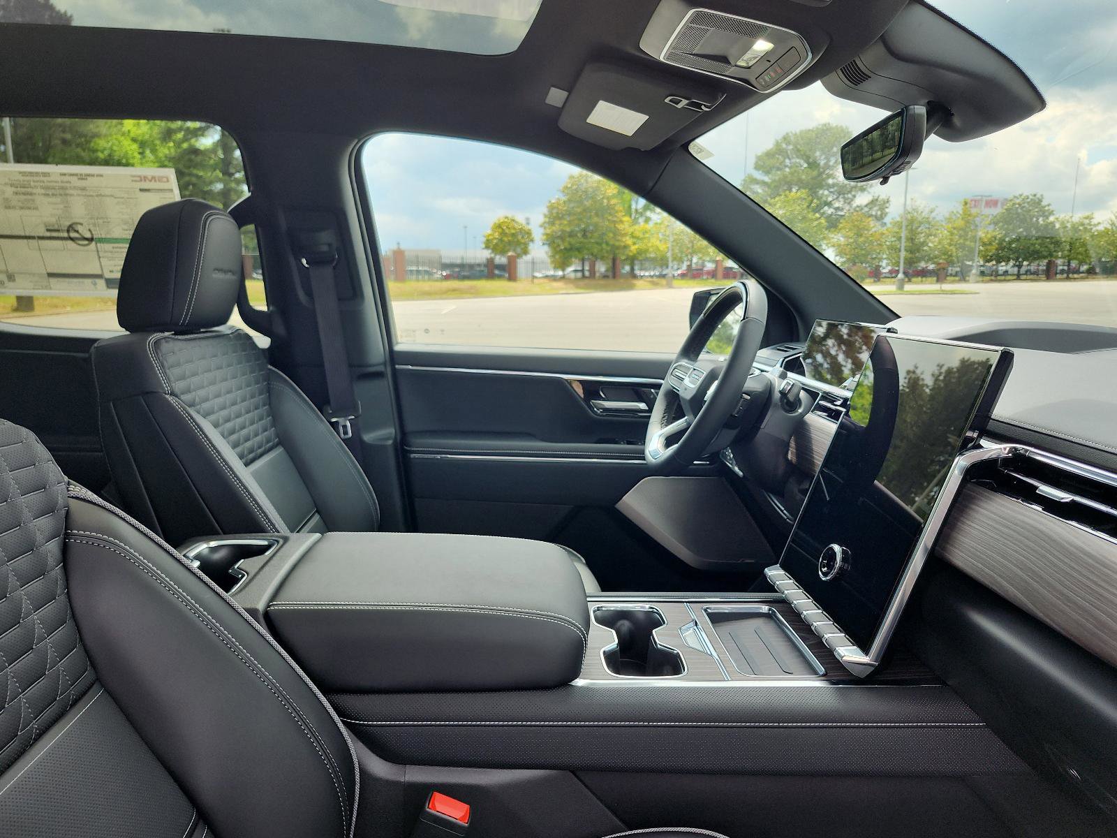 New 2025 GMC Sierra EV Denali image 7