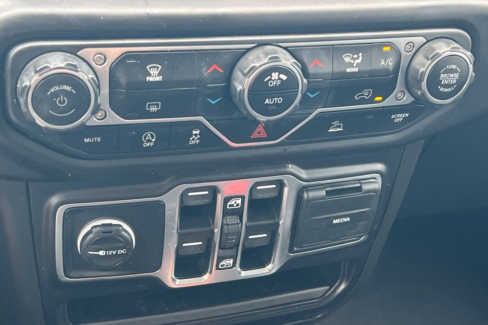 Certified 2021 Jeep Gladiator Overland w/ Popular Equipment Package image 22