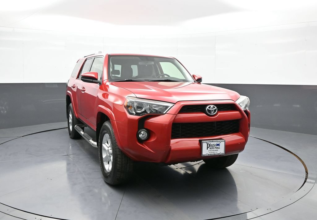 Used 2016 Toyota 4Runner SR5 AWD/4WD image 3