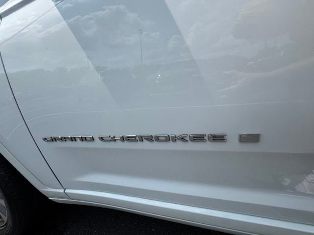 Used 2022 Jeep Grand Cherokee L Overland RWD image 65