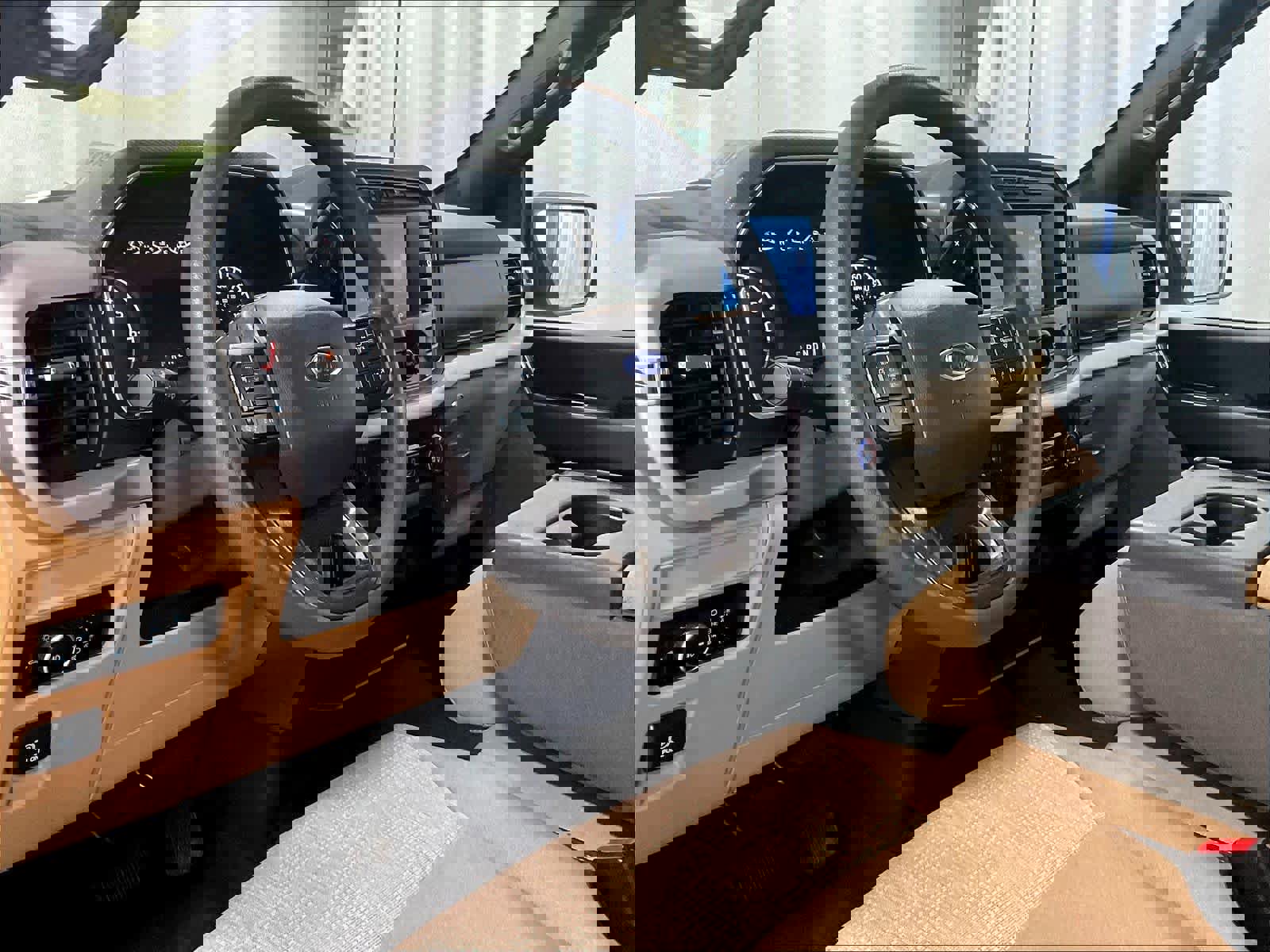 Used 2023 Ford F150 XLT image 8