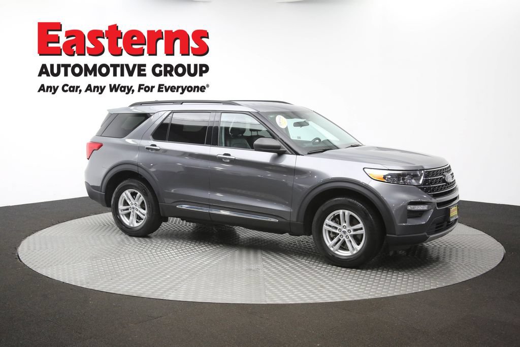 Used 2023 Ford Explorer XLT w/ Equipment Group 202A AWD/4WD image 47