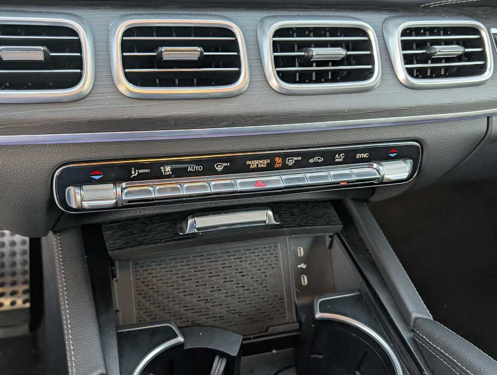 Used 2025 Mercedes-Benz GLS 450 4MATIC image 19