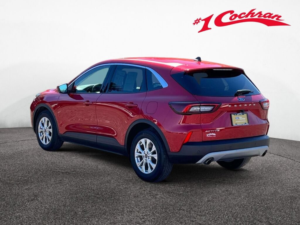 Used 2023 Ford Escape Active w/ Tech Pack #2 FWD image 10