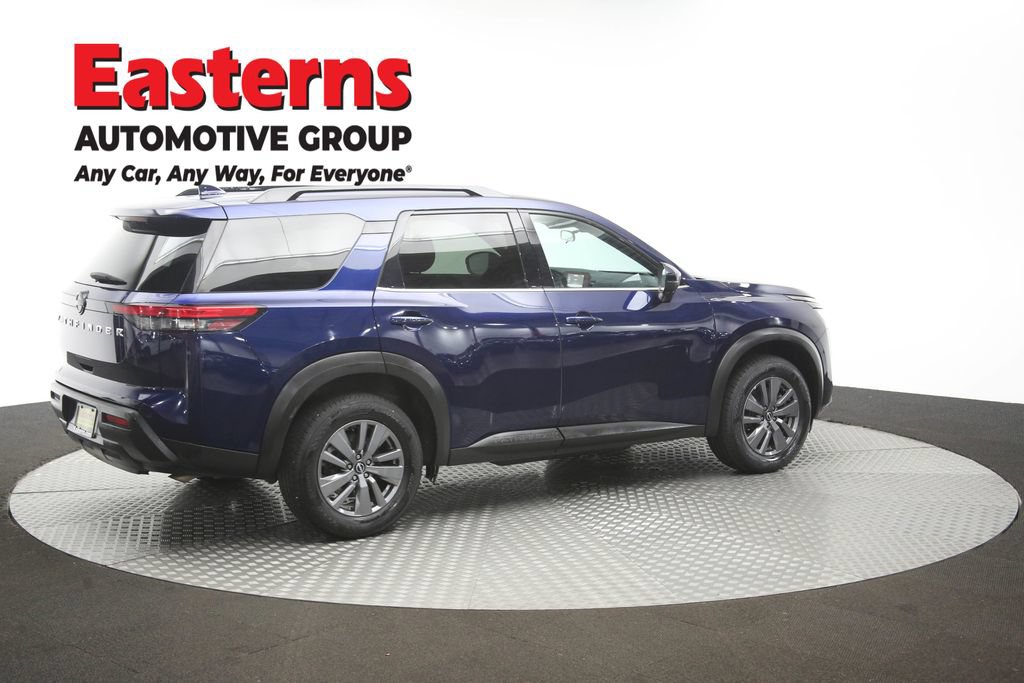 Used 2025 Nissan Pathfinder SV FWD image 43
