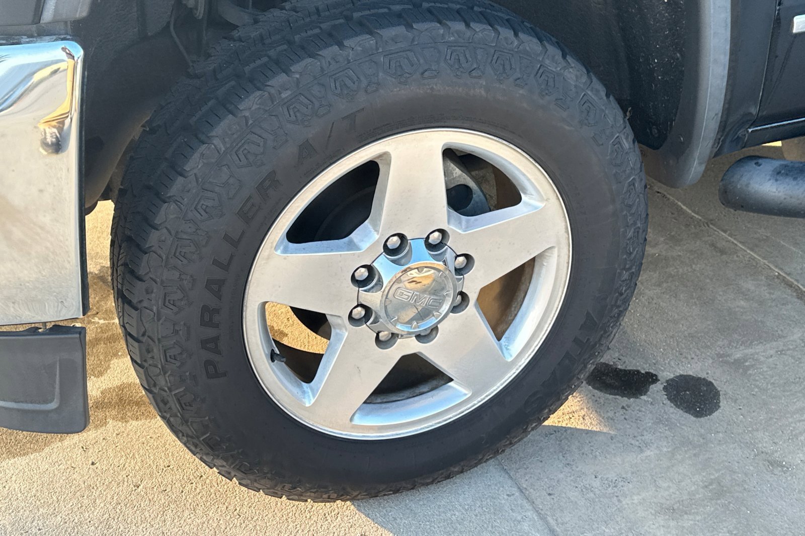 Used 2015 GMC Sierra 2500 Denali w/ Duramax Plus Package image 8