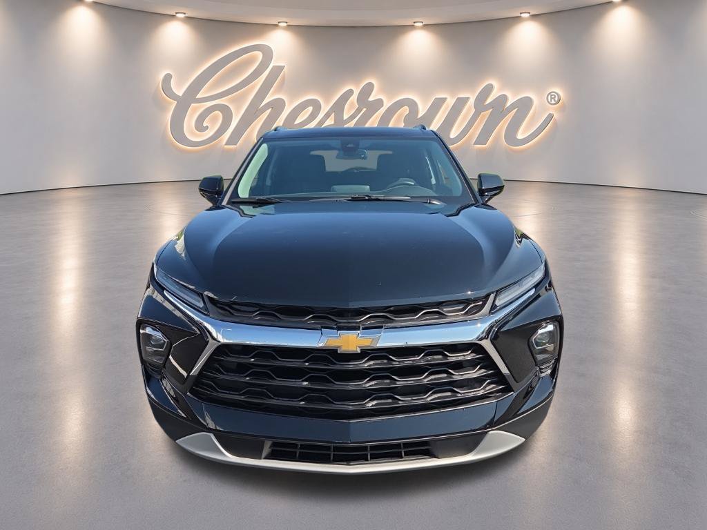 Used 2024 Chevrolet Blazer LT w/ Convenience Package FWD image 2