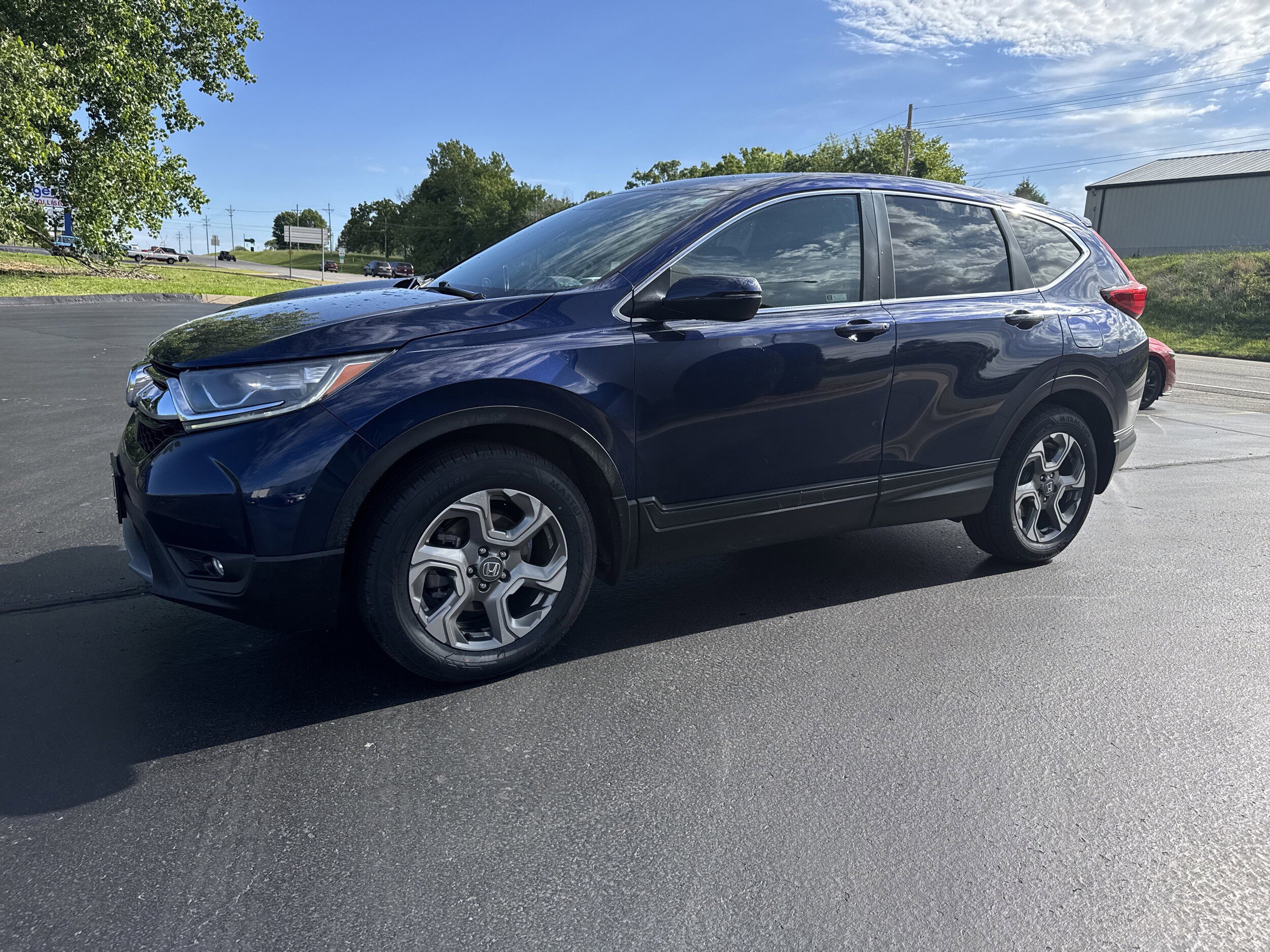 Used 2018 Honda CR-V EX-L image 2