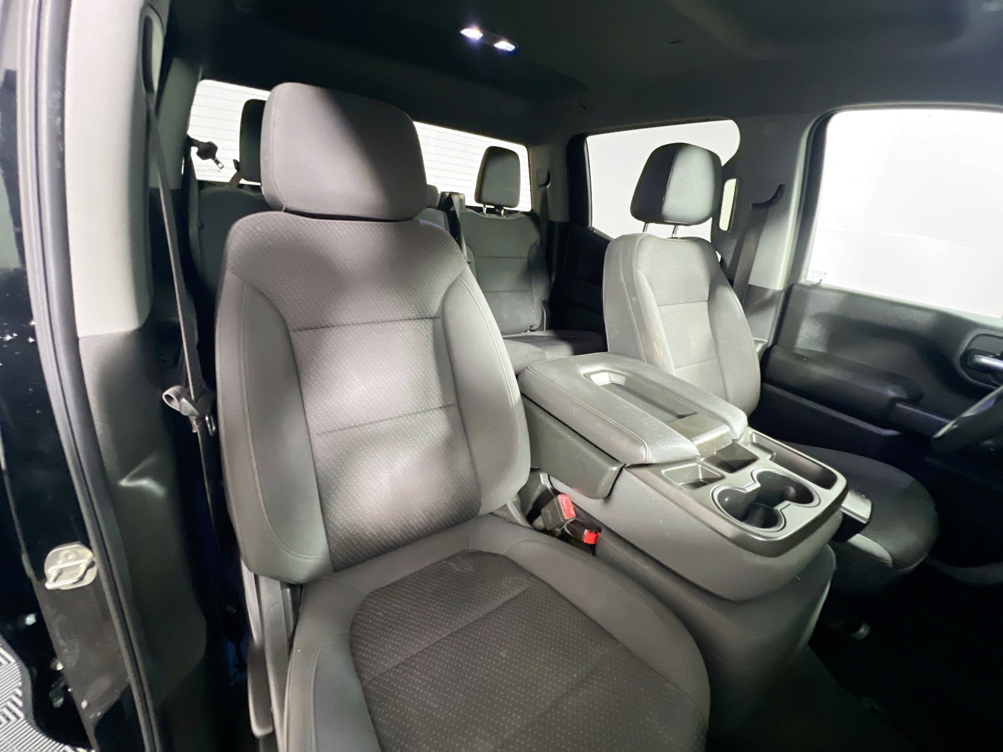 Used 2022 Chevrolet Silverado 1500 Custom image 30