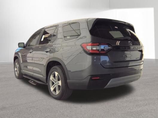 Used 2024 Honda Pilot EX-L image 3