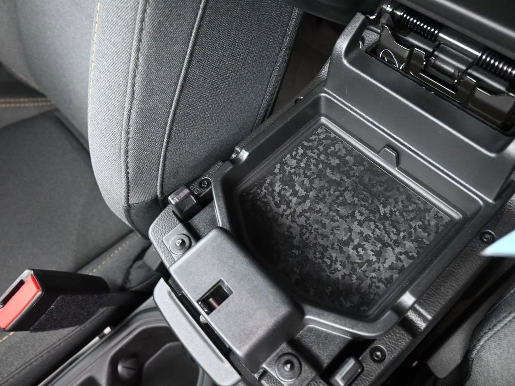 Used 2024 Jeep Wrangler Sahara w/ Technology Group image 3