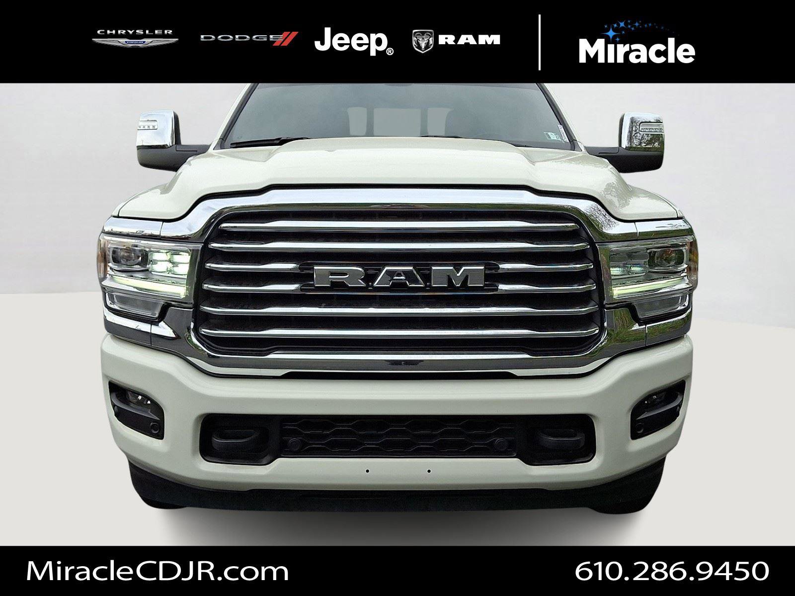 Used 2024 RAM 2500 Limited AWD/4WD image 2