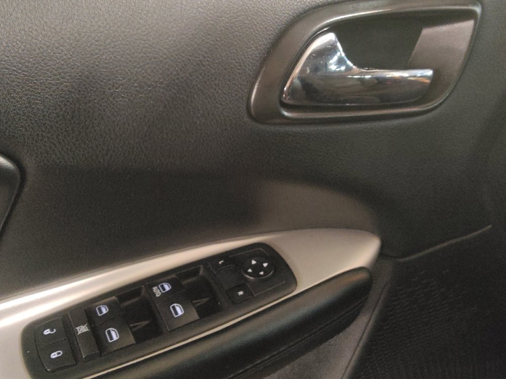 Used 2018 Dodge Journey SE w/ Popular Equipment Group image 27