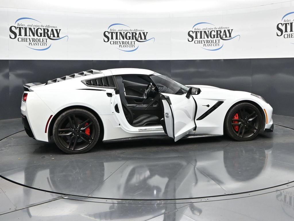 Used 2019 Chevrolet Corvette Stingray Coupe w/ Carbon Flash Badge Package RWD image 36