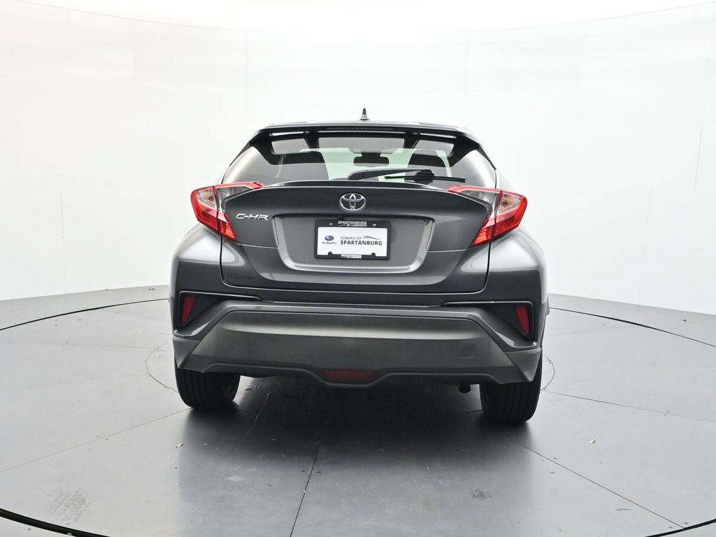 Used 2018 Toyota C-HR XLE FWD image 6