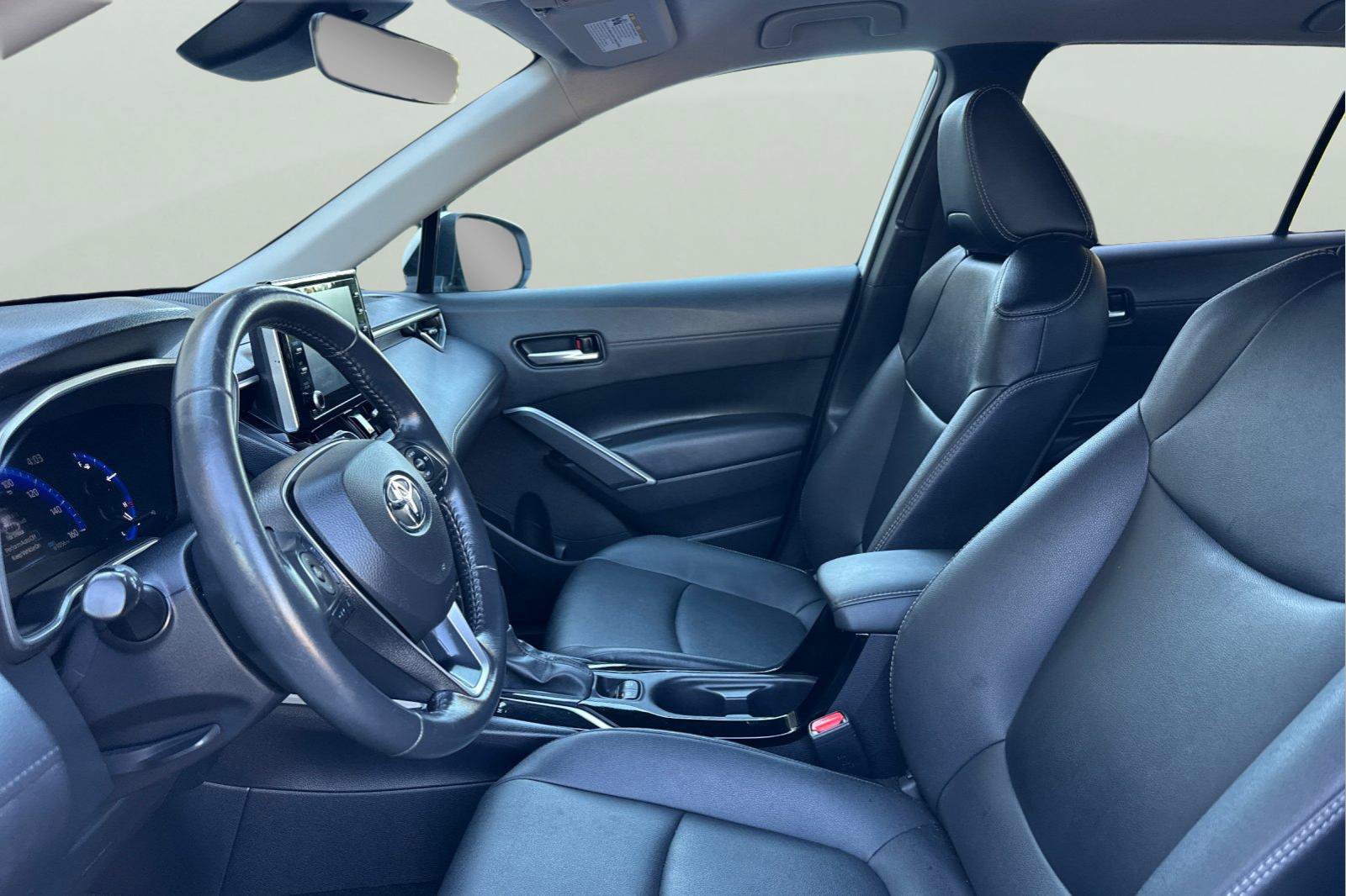 Certified 2022 Toyota Corolla Cross XLE AWD/4WD image 15