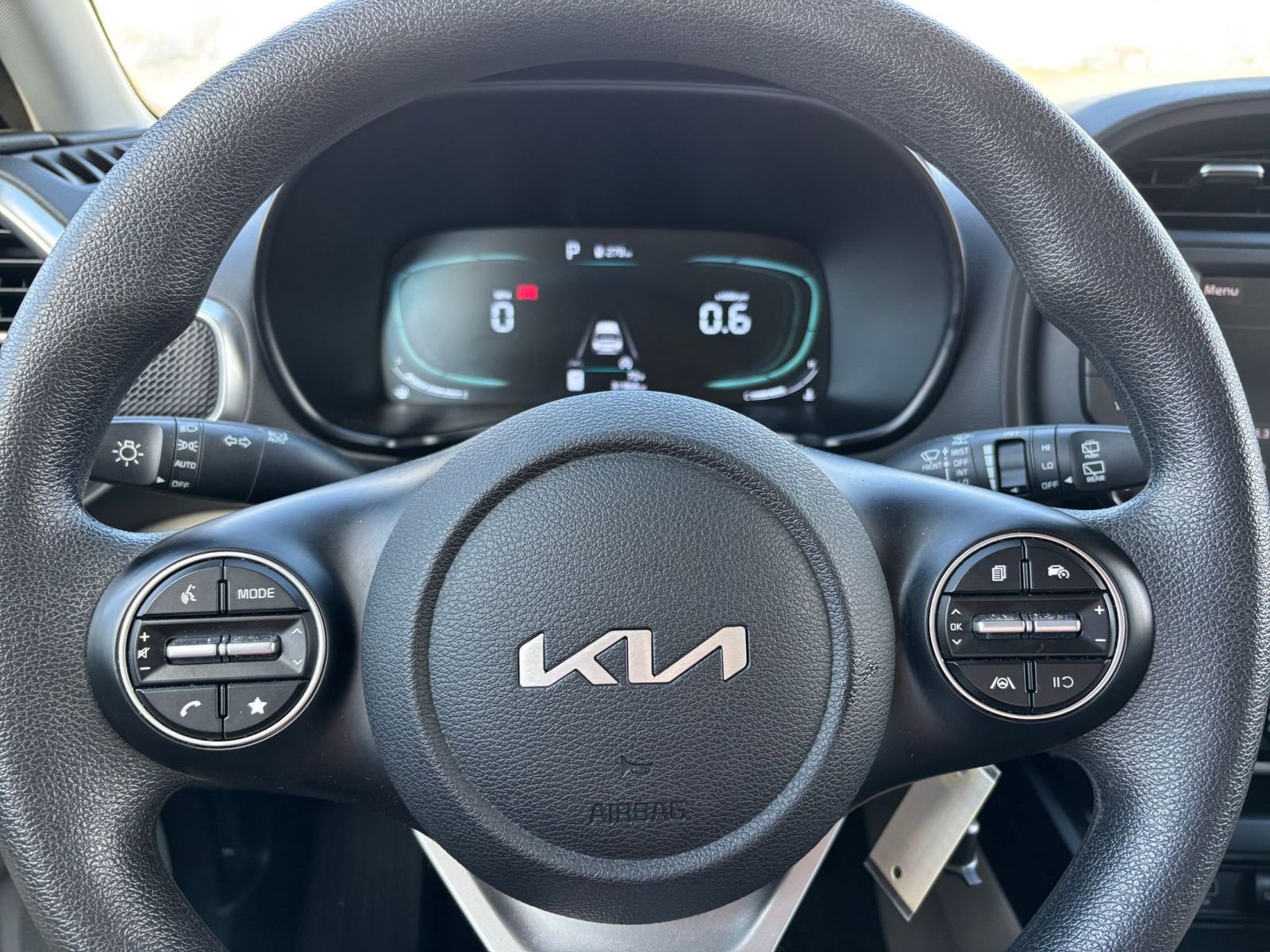 Used 2025 Kia Soul LX w/ LX Technology Package image 25