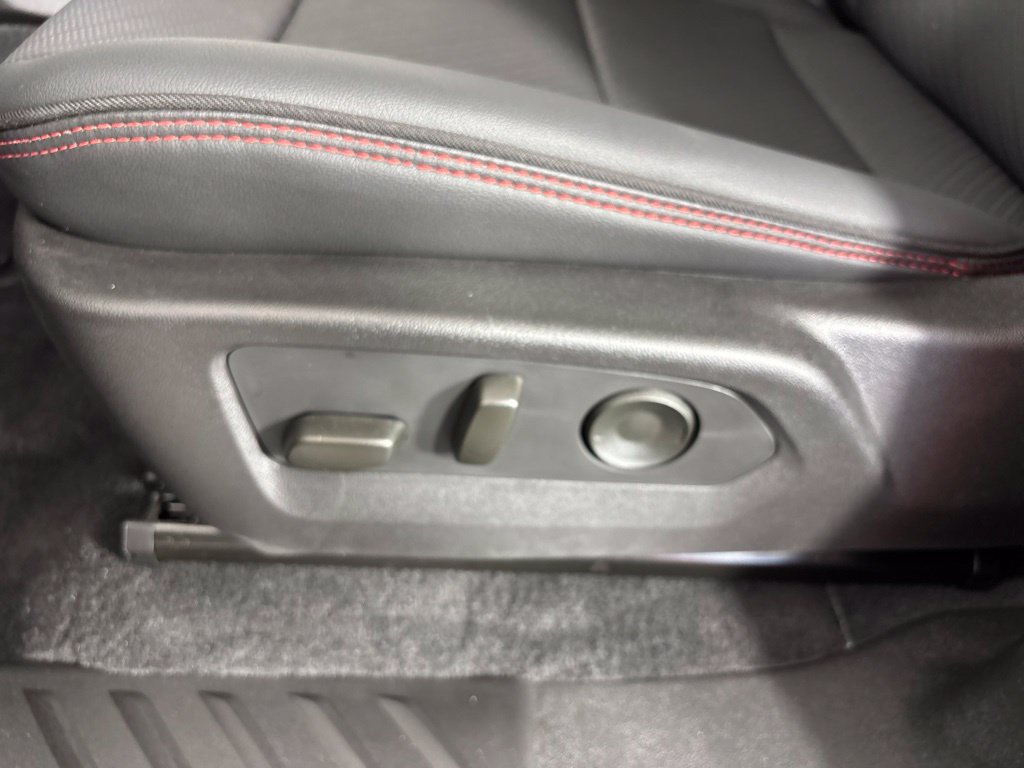 Certified 2026 GMC Canyon AT4X AWD/4WD image 21