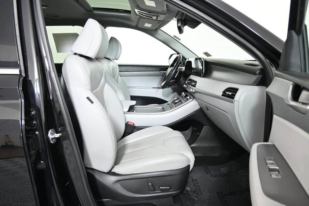 Used 2022 Hyundai Palisade SEL w/ Premium Package AWD/4WD image 13