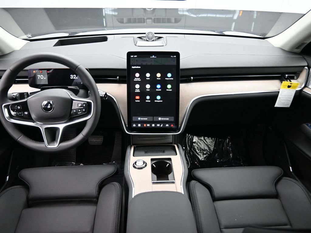 New 2025 Volvo EX90 Ultra AWD/4WD image 12