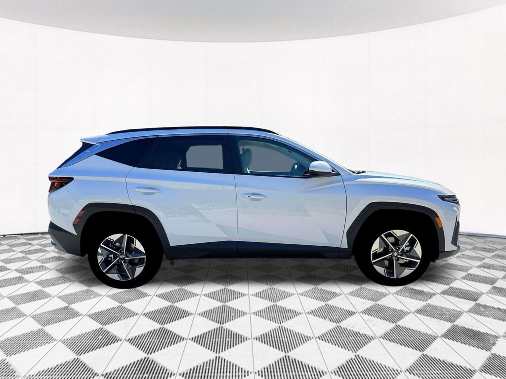 New 2026 Hyundai Tucson SEL image 13