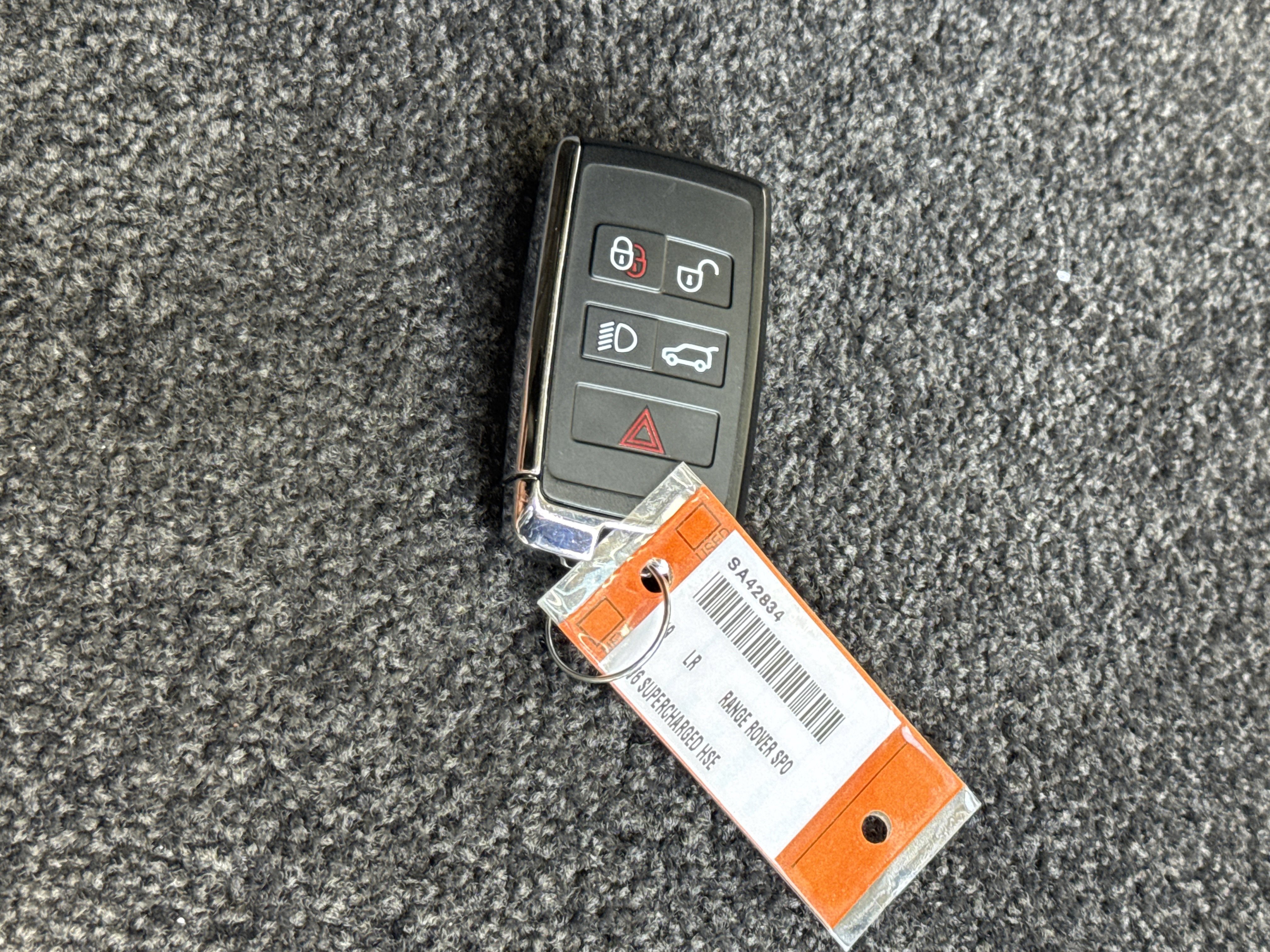 Used 2019 Land Rover Range Rover Sport HSE AWD/4WD image 39