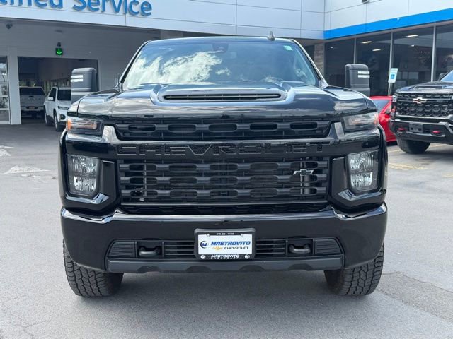 Used 2022 Chevrolet Silverado 2500 Custom w/ Custom Value Package AWD/4WD image 3