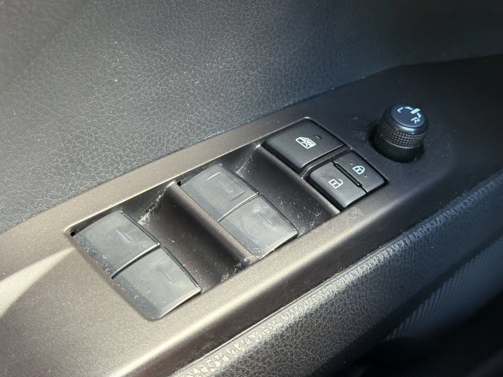 Certified 2024 Toyota Camry SE FWD image 14