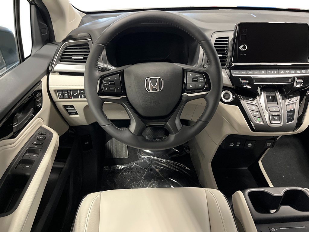 New 2027 Honda Odyssey Touring image 17