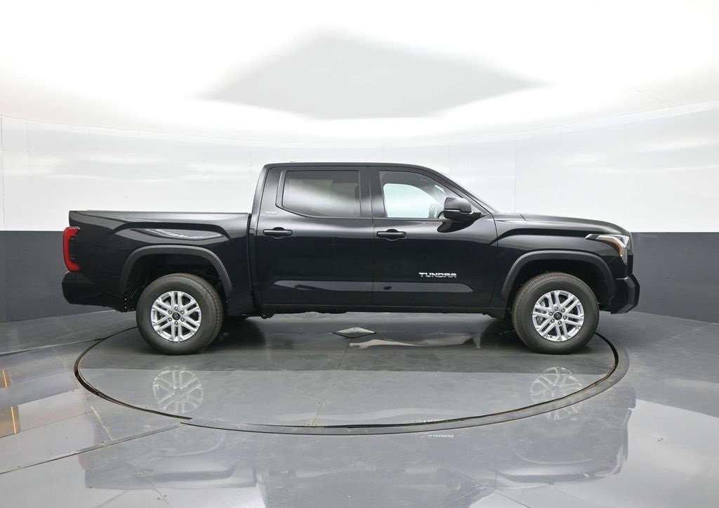 New 2026 Toyota Tundra SR5 image 8