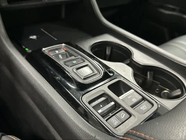 Certified 2025 Honda Pilot TrailSport image 24