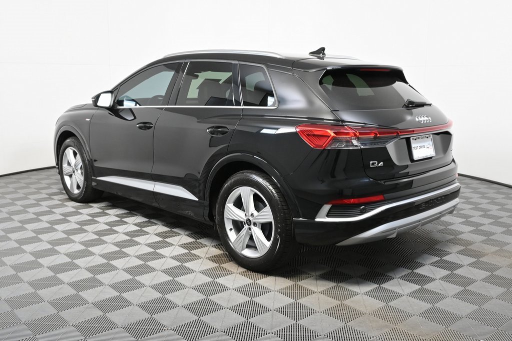 Used 2024 Audi Q4 e-tron Premium image 25