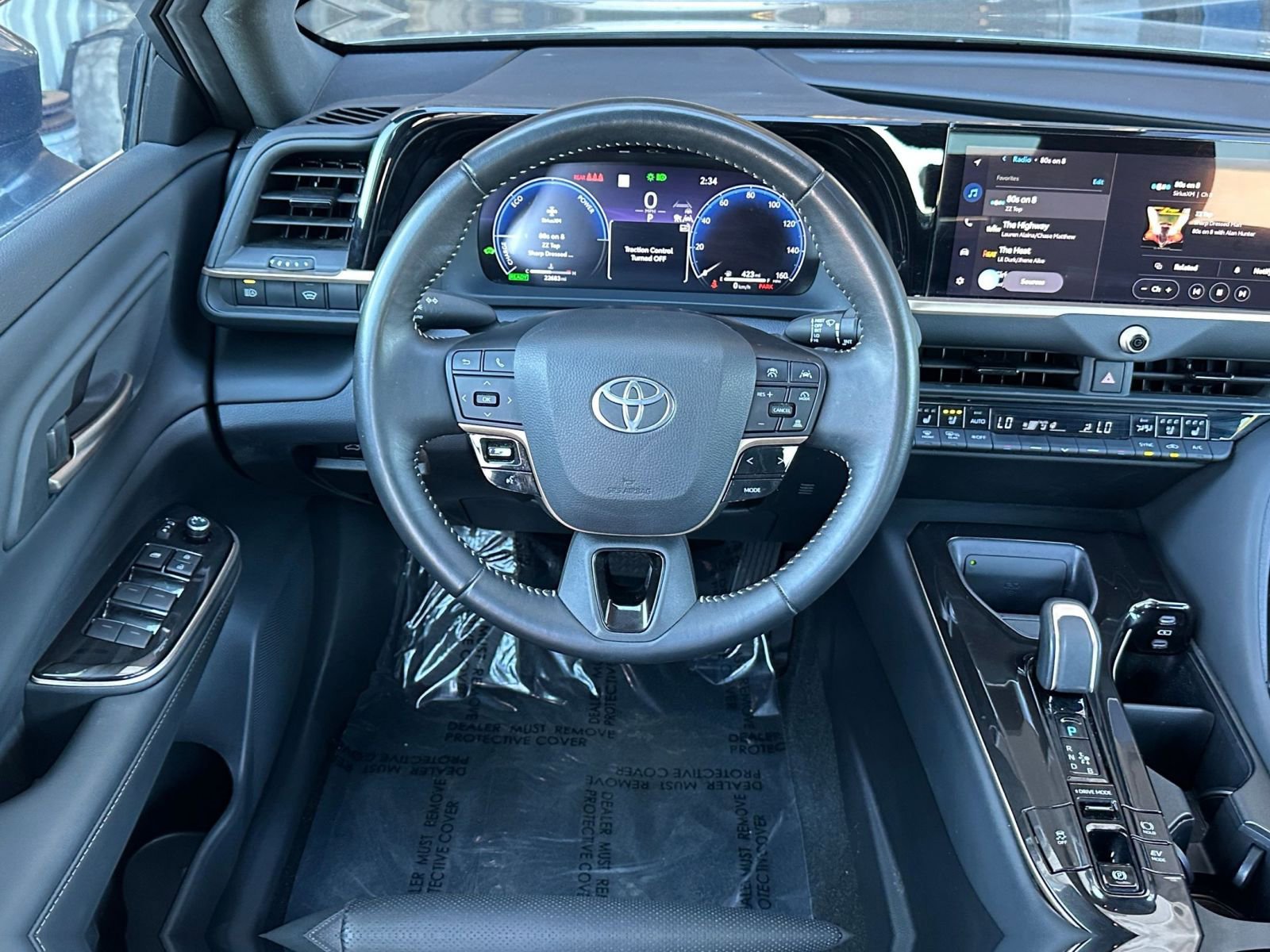 Used 2025 Toyota Crown XLE image 34