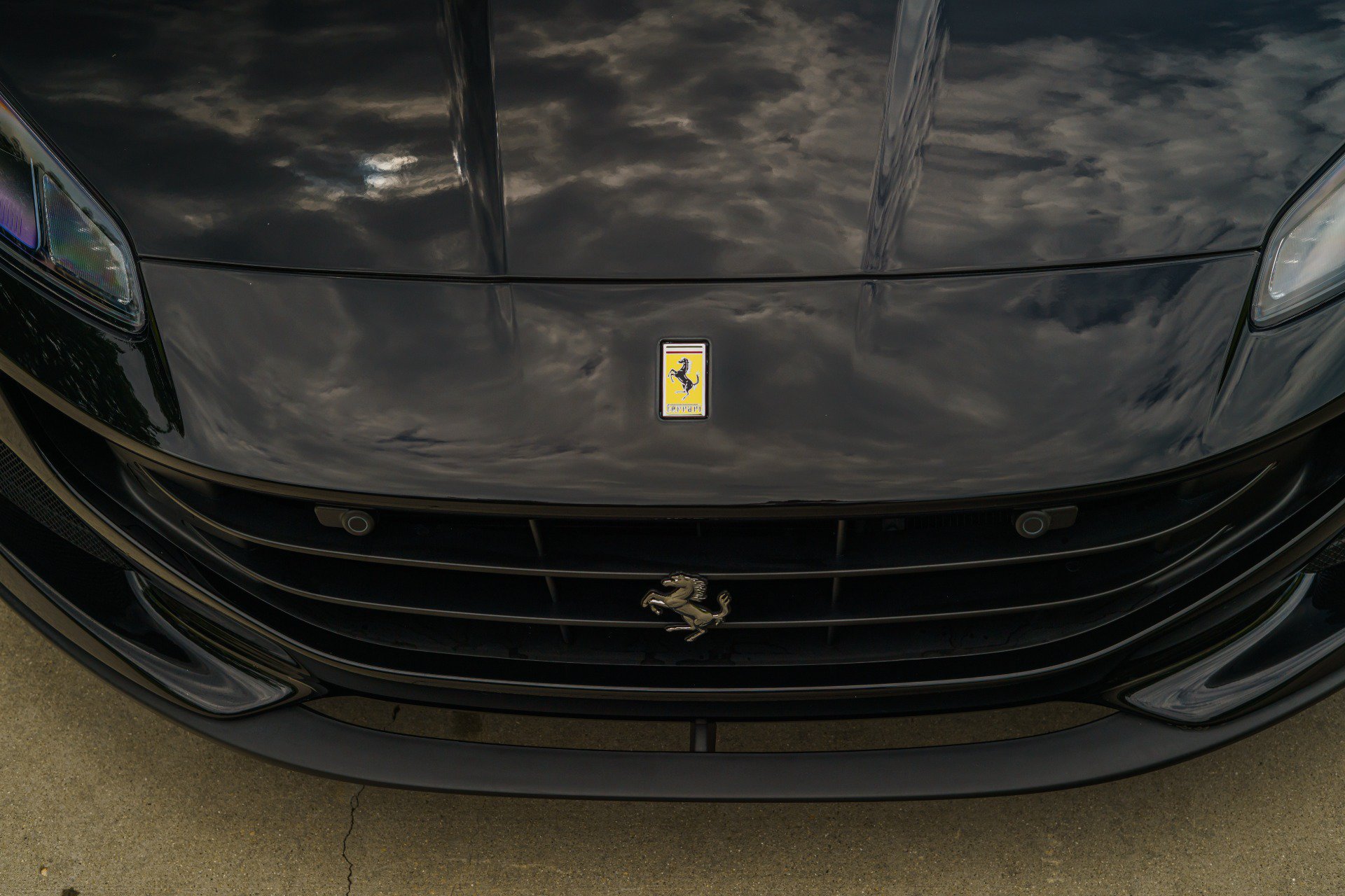 Used 2019 Ferrari Portofino RWD image 28
