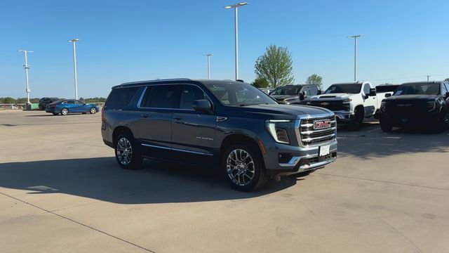 New 2026 GMC Yukon XL Elevation RWD image 2