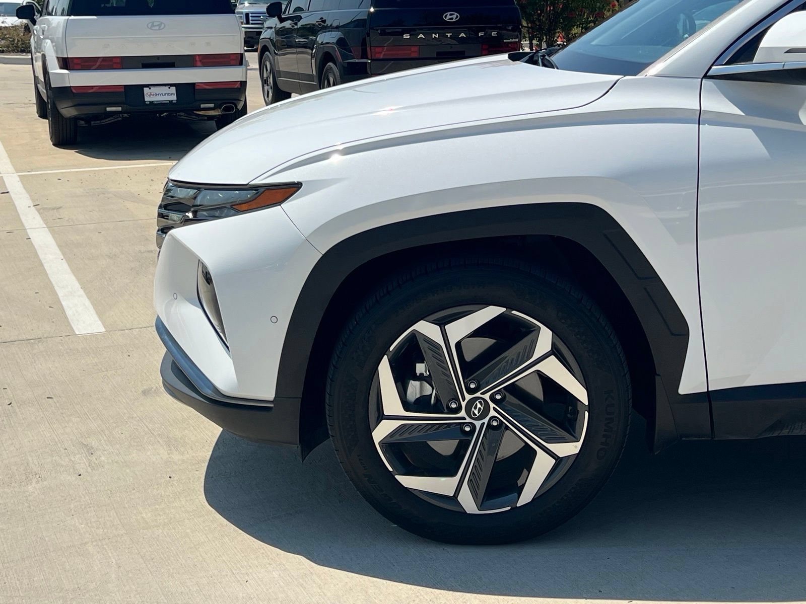 Certified 2024 Hyundai Tucson Limited FWD image 8