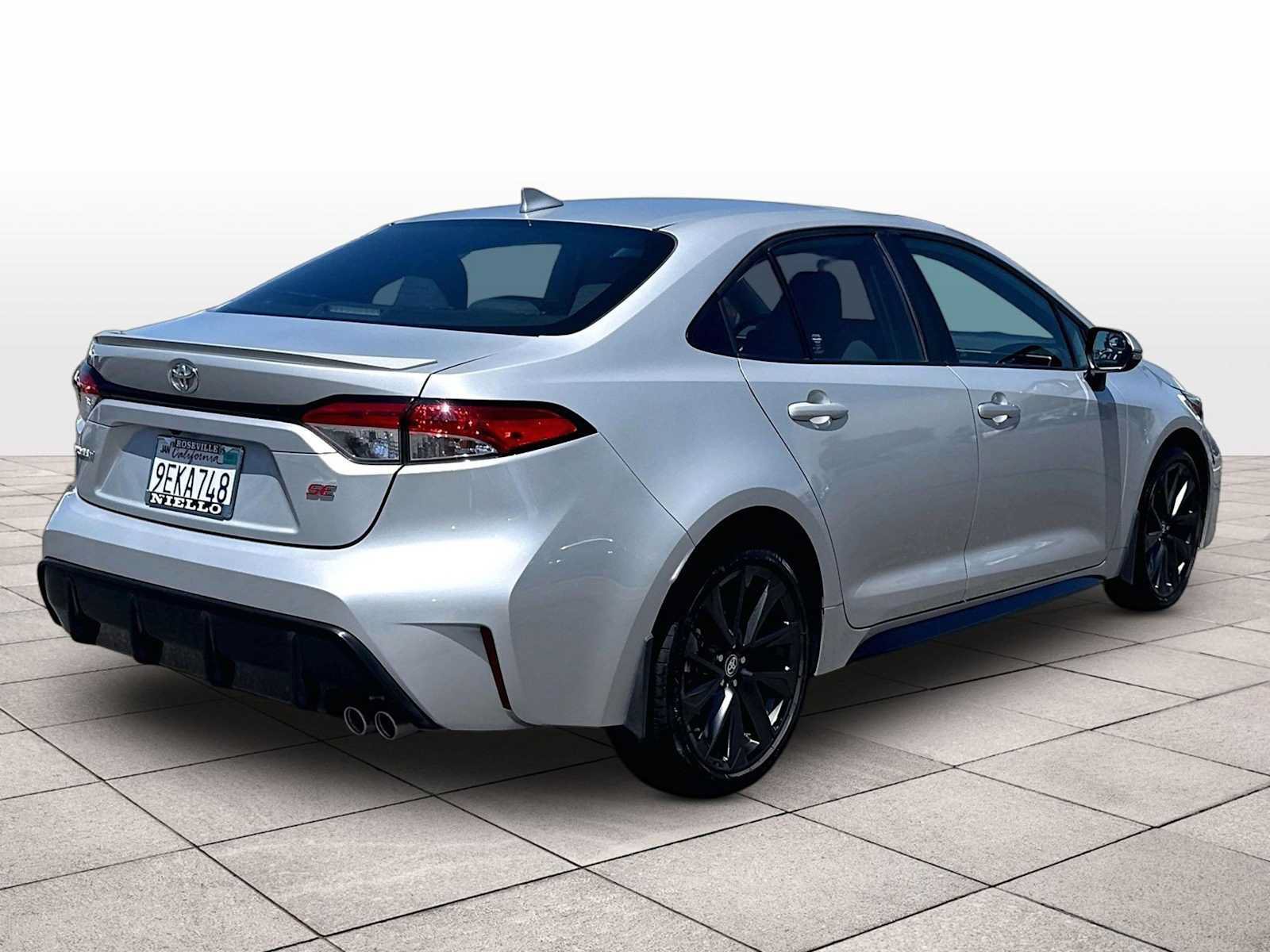 Used 2023 Toyota Corolla SE FWD image 15