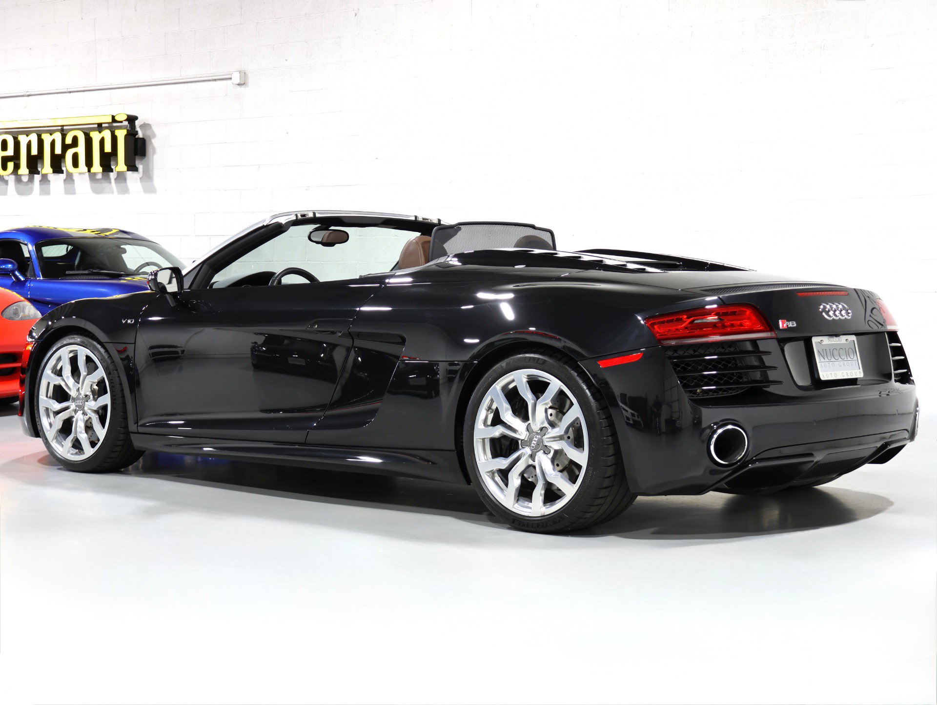 Used 2014 Audi R8 V10 AWD/4WD image 7