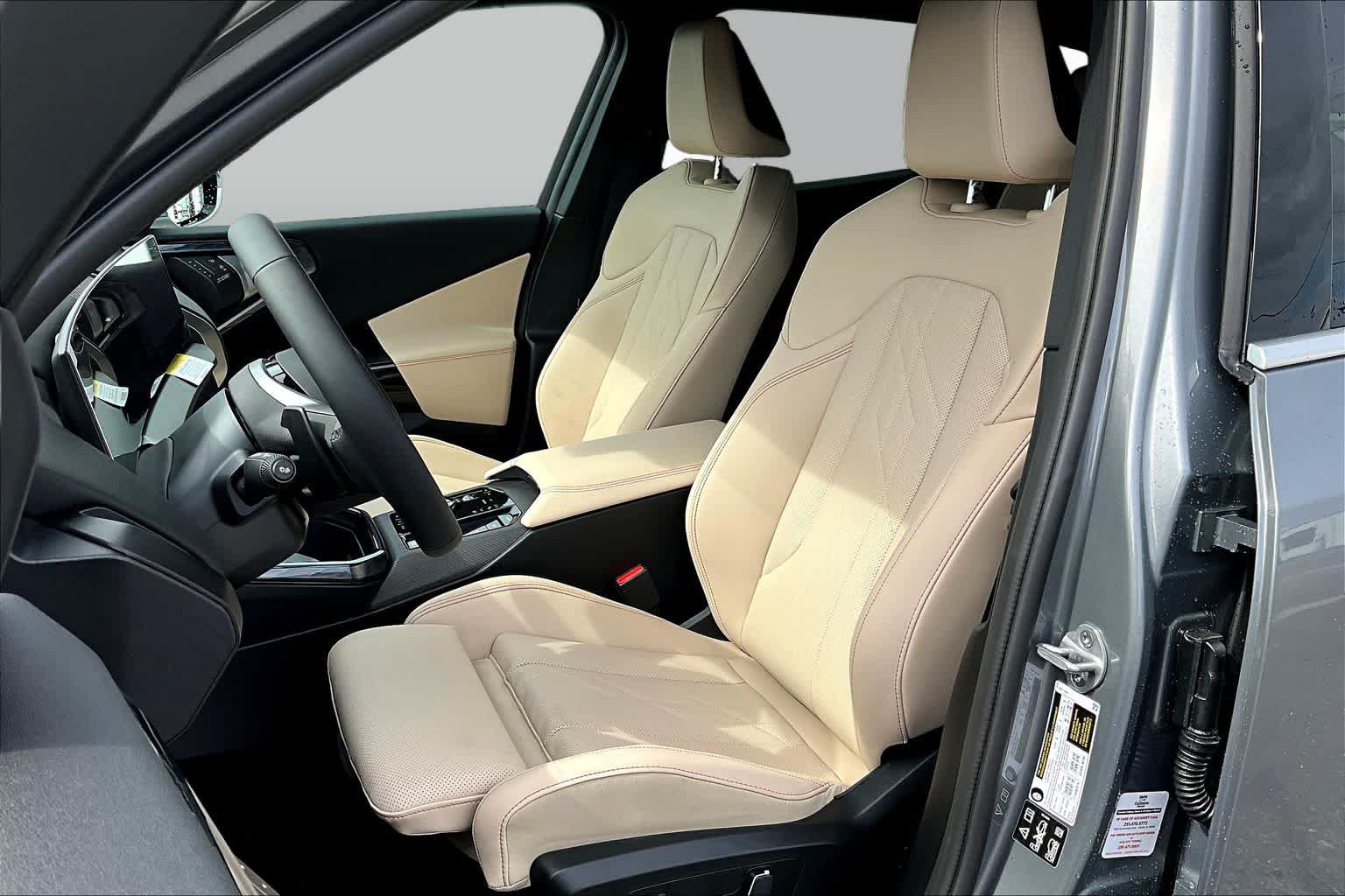 New 2026 BMW X3 xDrive30i w/ Premium Package AWD/4WD image 9